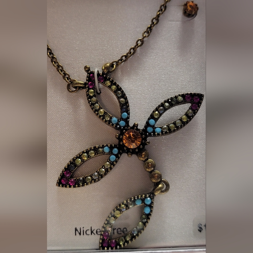 Decorative Costume Jewelry Necklace with Matching POST earrings - new in box